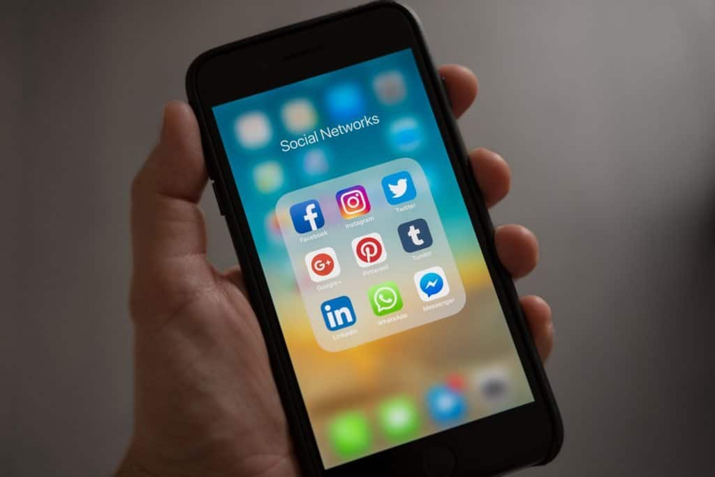iphone social network apps