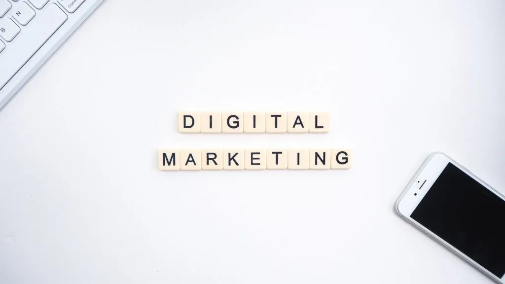 digital marketing minimal iphone white