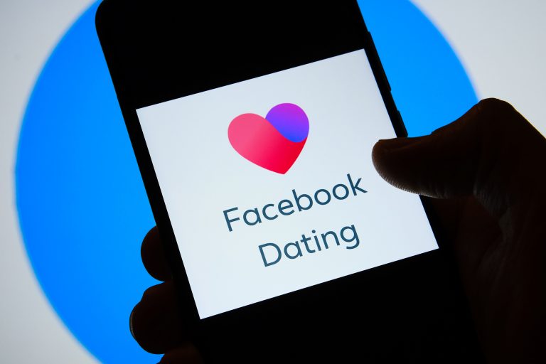 Facebook Dating - Piano Social